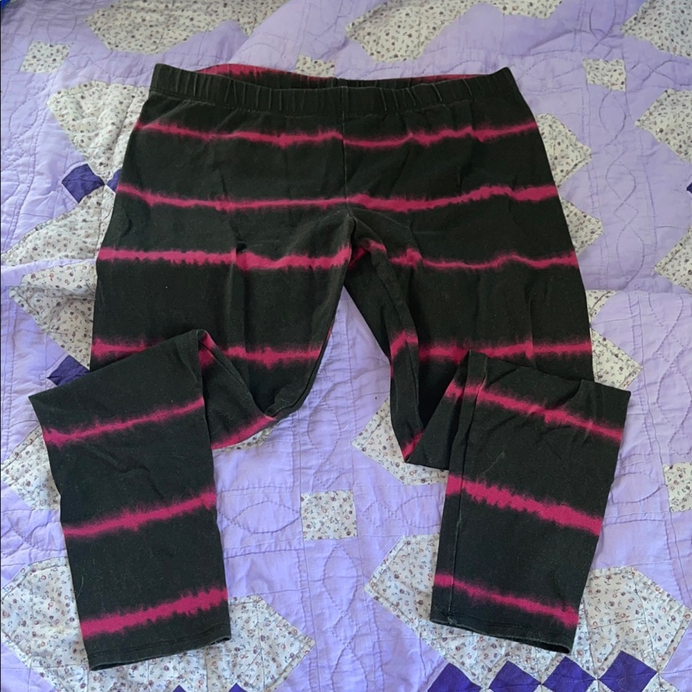 No Boundaries XL Black and Pink Leggings